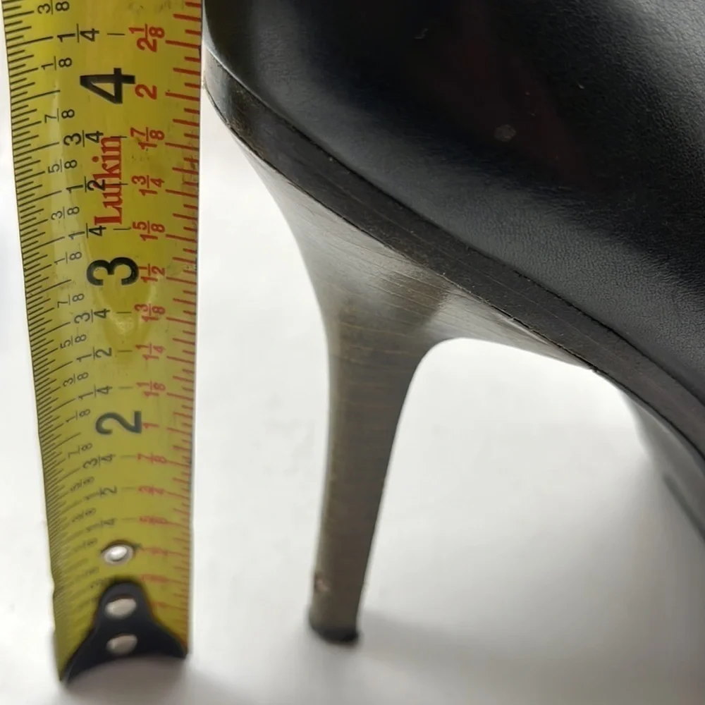 Coach Thelma Black Leather Heeled Boots Sz 10. TB1519C